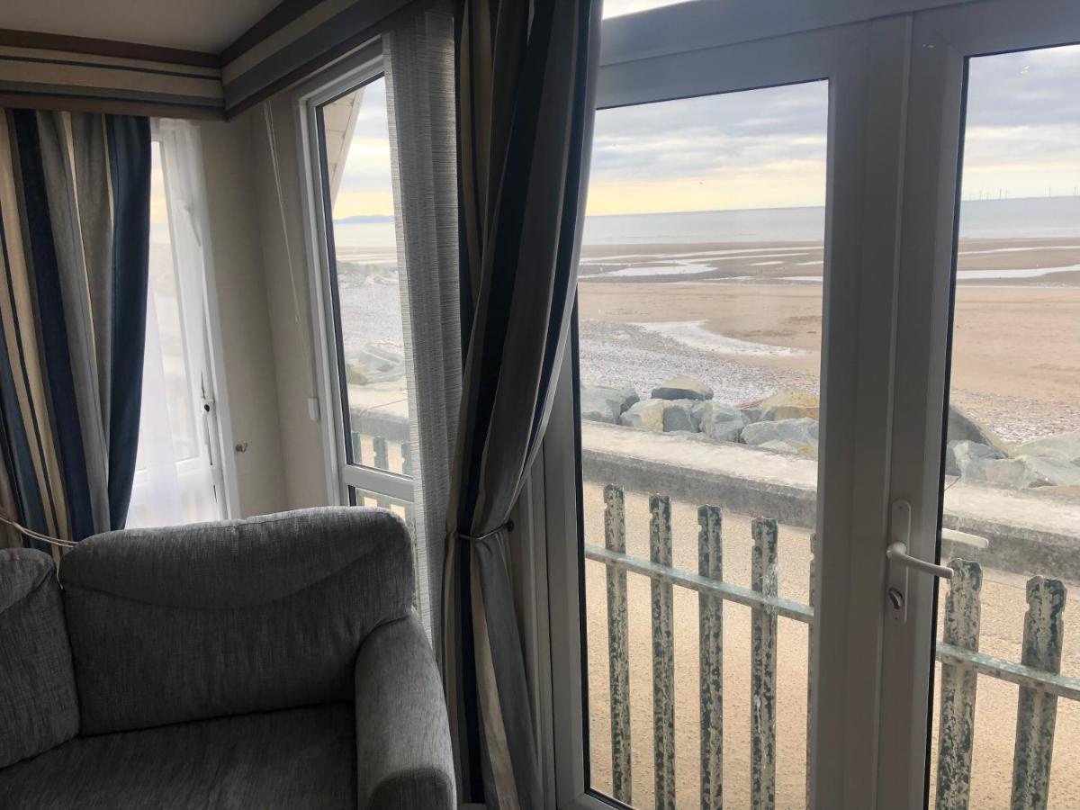 Caravan Hire Golden Sands Sea Front Kinmel Bay Exteriör bild