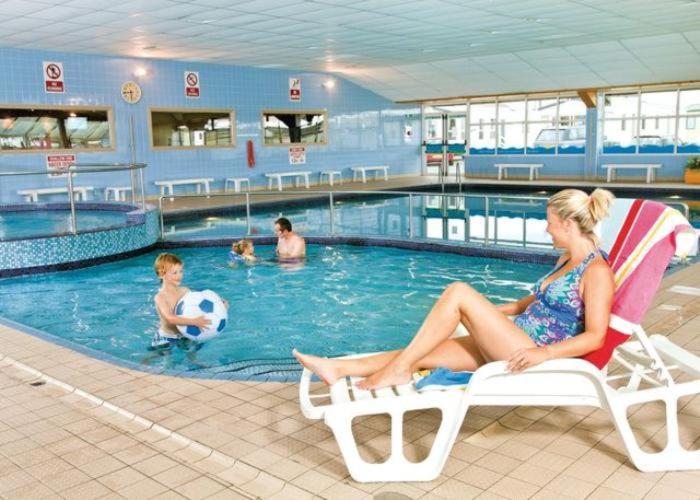 Caravan Hire Golden Sands Sea Front Kinmel Bay Exteriör bild