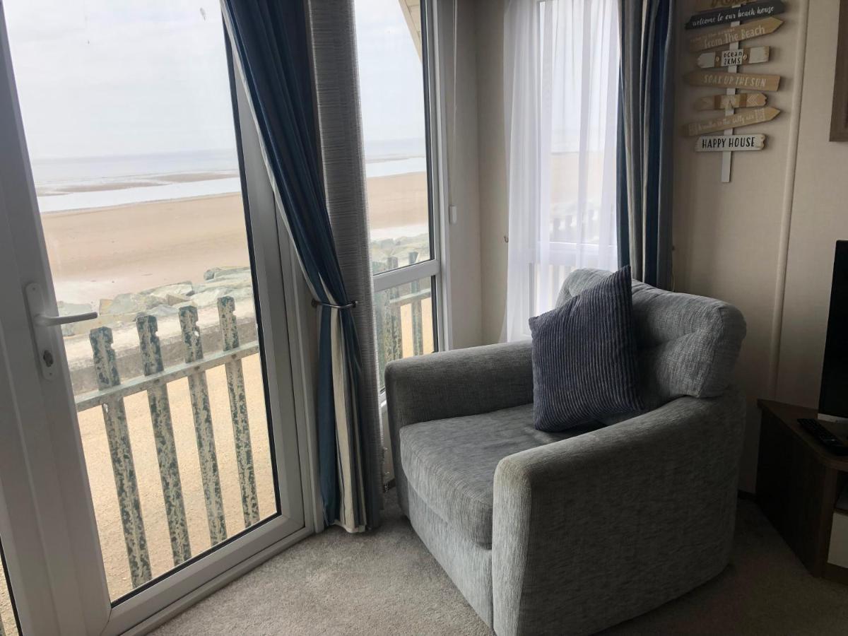 Caravan Hire Golden Sands Sea Front Kinmel Bay Exteriör bild