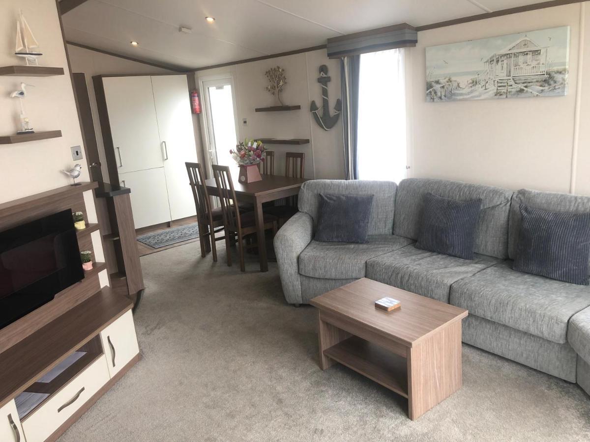 Caravan Hire Golden Sands Sea Front Kinmel Bay Exteriör bild