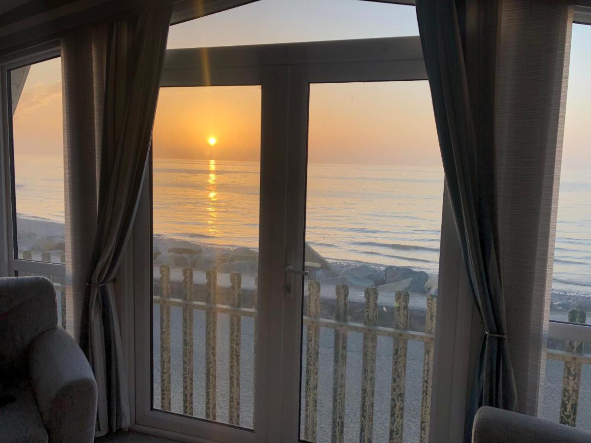 Caravan Hire Golden Sands Sea Front Kinmel Bay Exteriör bild