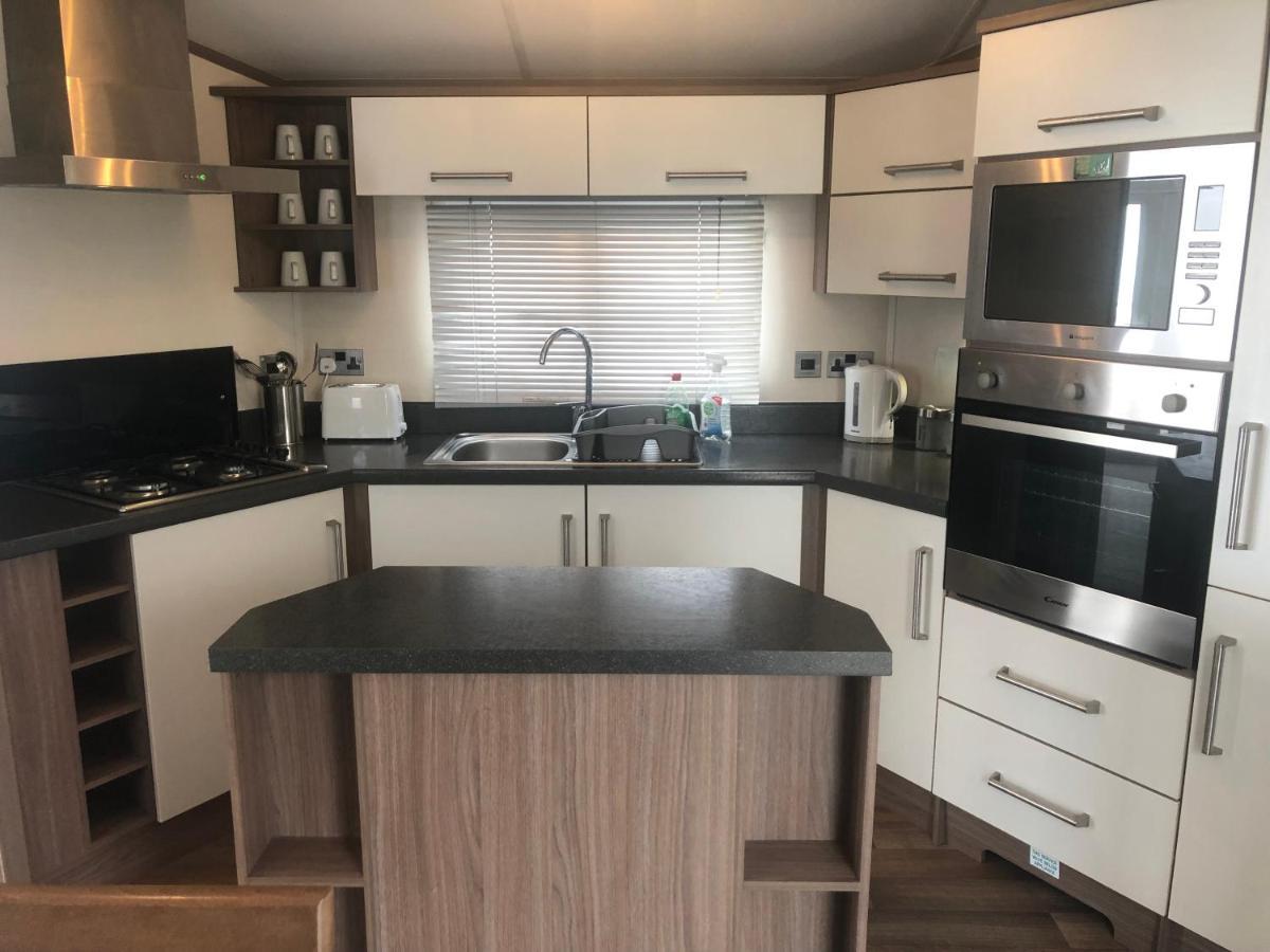 Caravan Hire Golden Sands Sea Front Kinmel Bay Exteriör bild