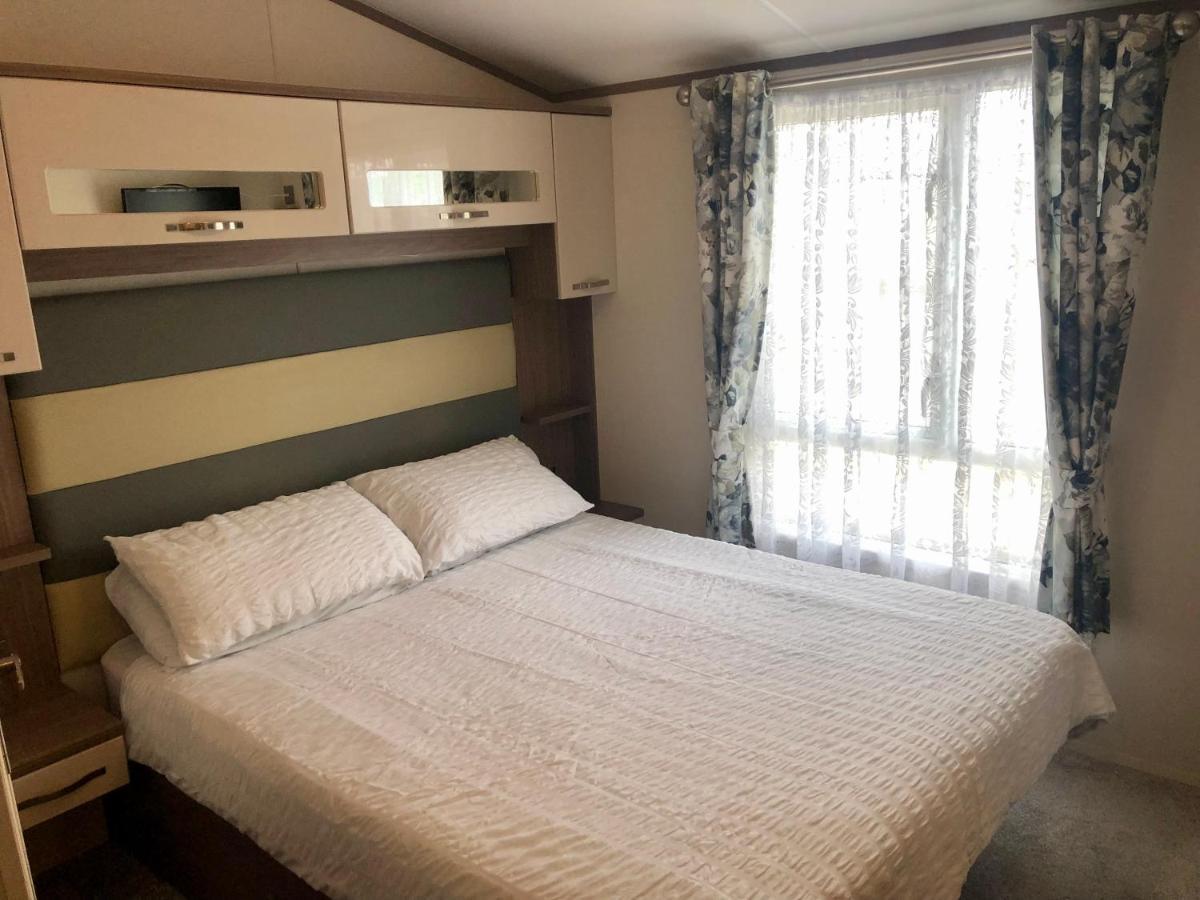 Caravan Hire Golden Sands Sea Front Kinmel Bay Exteriör bild