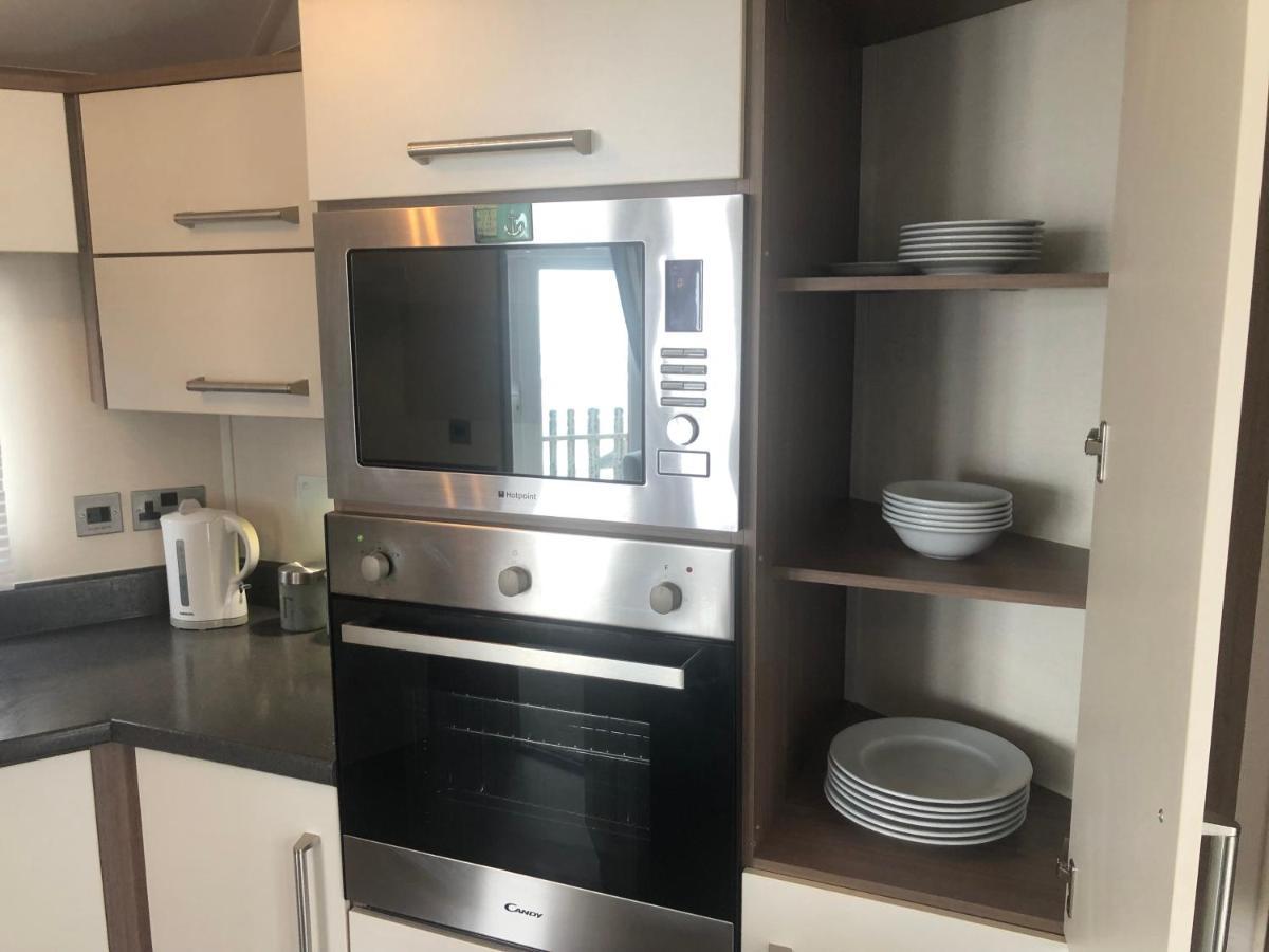 Caravan Hire Golden Sands Sea Front Kinmel Bay Exteriör bild