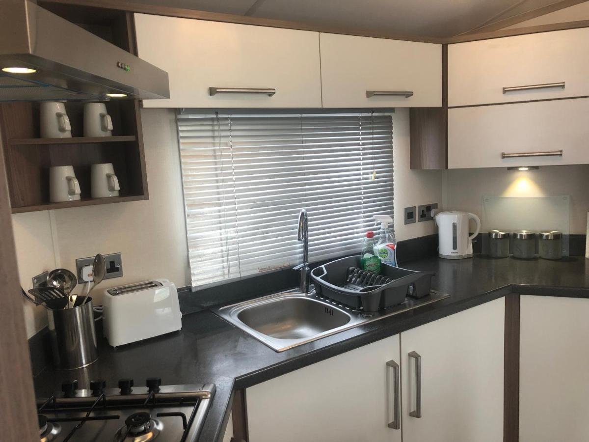 Caravan Hire Golden Sands Sea Front Kinmel Bay Exteriör bild