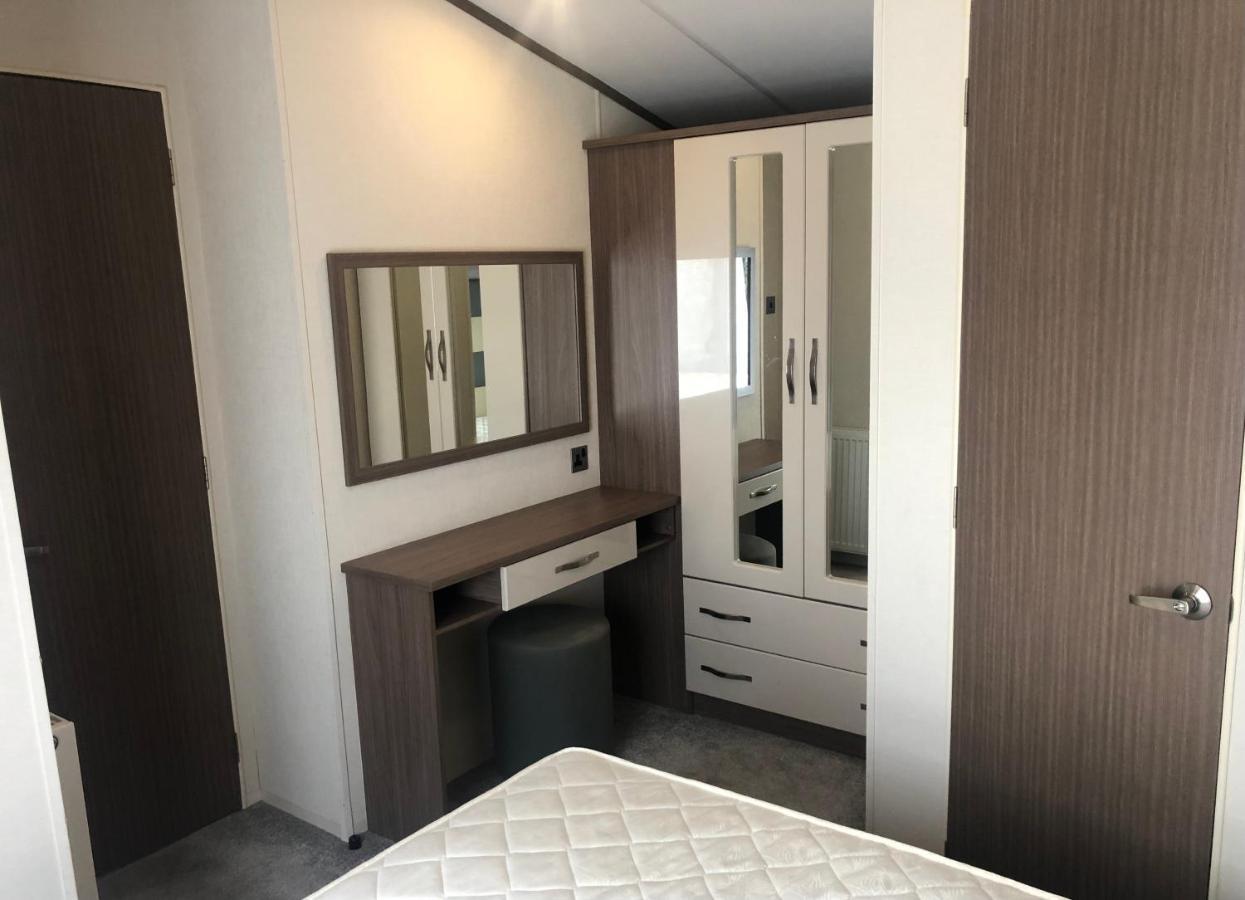Caravan Hire Golden Sands Sea Front Kinmel Bay Exteriör bild